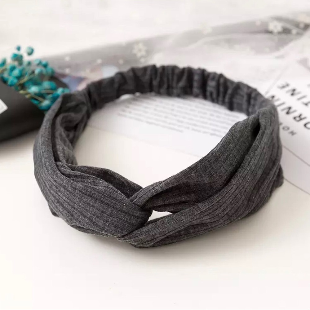 New! 5 for $15 Women's Ribbed Fashion Headband - Picture 4 of 6